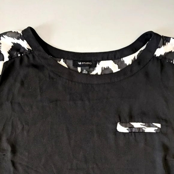 AB Studio Long Sleeve Sheer Blouse, Black / White Chevron Print, Size XL - Picture 3 of 9